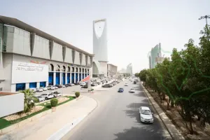 مطلوب موظف للعمل في كافيه راقي في الرياض حي الورود بوظيفة وايتر (سفرجي) براتب ممتاز