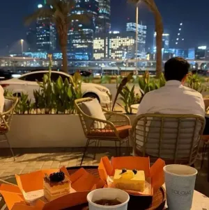 مطلوب سائق خاص للعمل لدى عائلة سعودية كريمة في الرياض براتب جيد . السكن متوفر مجانآ