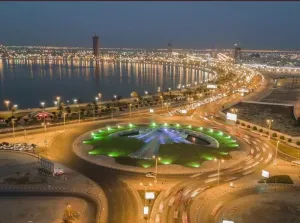 مطلوب سائق خاص للعمل لدى عائلة سعودية في الدمام براتب 1800ريال شهريآ الإعاشة و السكن متوفرة مجانآ
