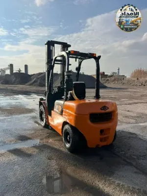 فوركلفت للإيجار الدمام بأسعار منافسه للتواصل اتصال #0550574323