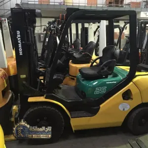 🚜 رافعة شوكية للإيجار في الرياض | فوركلفت 1.5 و2 و3.5 و7 طن | Forklift Rental