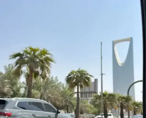 مطلوب بائع تمور للعمل في معرض راقي وجديد  مخصص لبيع التمور الفاخرة في الرياض وبراتب ممتاز
