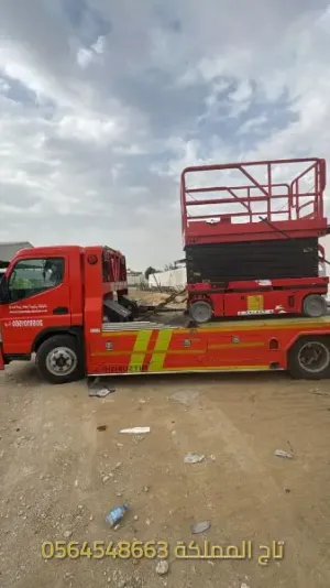 عندنا رافعات مقصية للإيجار في جدة بارتفاعات 8 و10 و12 و14 و16 متر.