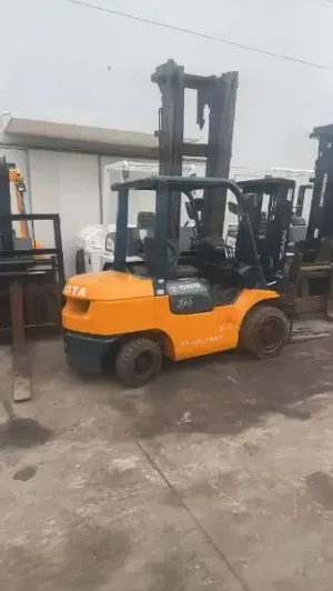 فوركلفت سيزرلفت للإيجار الدمام الرياض جده #0550574323