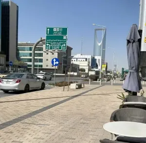براتب 2500ريال . مطلوب سائق توصيل للعمل في شركة كبرى في الرياض . السكن والسيارة و البنزين و الإنترنت على حساب الشركة
