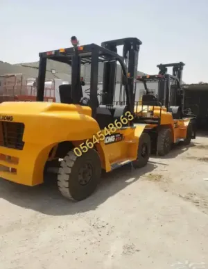 رافعة شوكية فوركلفت للإيجار بالقطيف | تاج المملكة لتأجير معدات الرفع