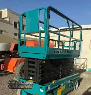 أفضل شركة تأجير سيزر لفت بالرياض | رافعات مقصية معتمدة للمشاريع والمصانع