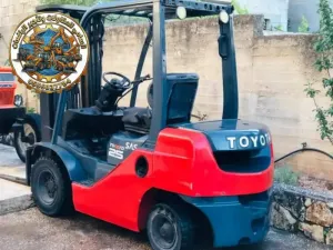 🚜 فوركلفت للايجار في بقيق جاهز لشغلك؟ لا تضيع وقتك في البحث — السامي للمعدات يوفر لك رافعات شوكية للإيجار حسب احتياج مشروعك